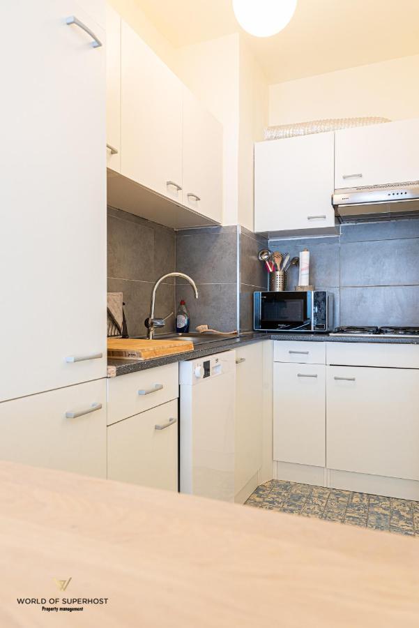Helene, Appartement Vlakbij Het Strand أوستيند المظهر الخارجي الصورة
